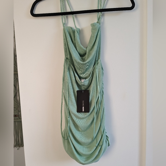 (195) Fresh Look Mini Dress Green Backless - Picture 2 of 4